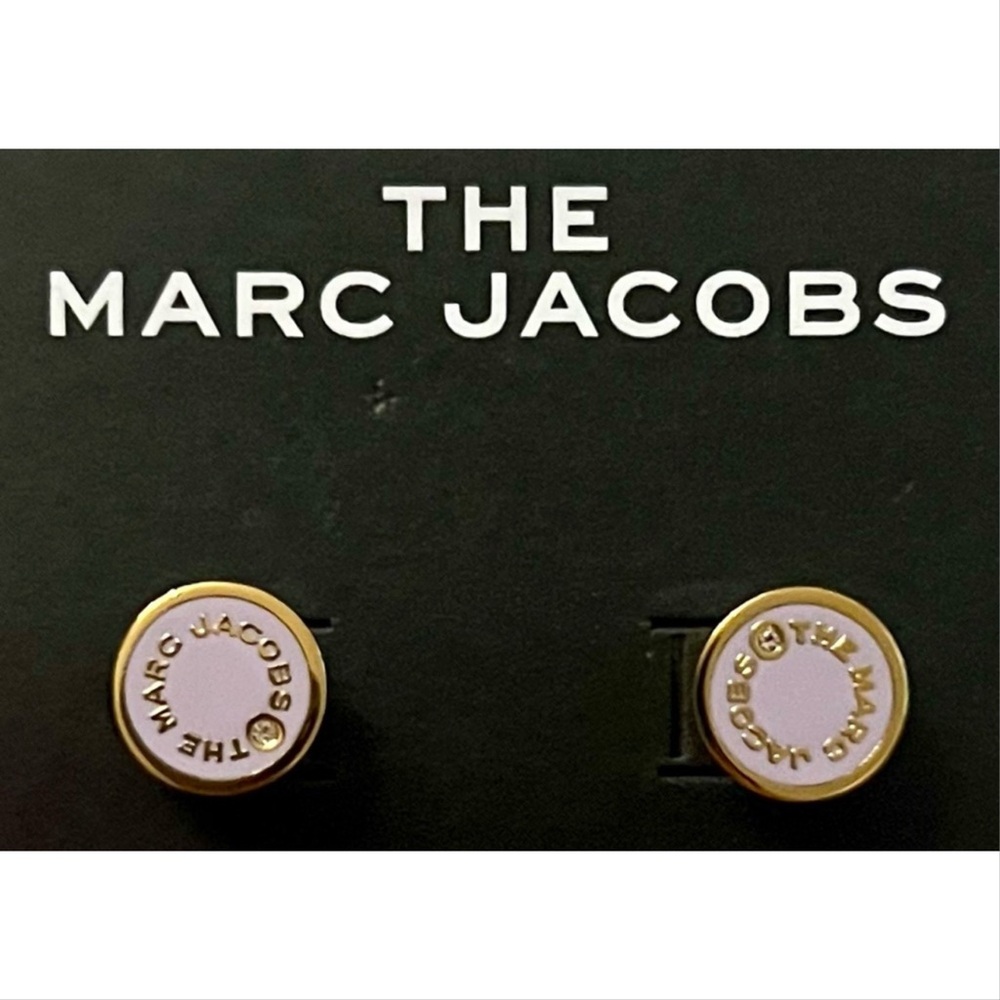 BRAND NEW | Marc Jacobs Logo Stud Earrings (Orchid + Gold) - Picture 4 of 4